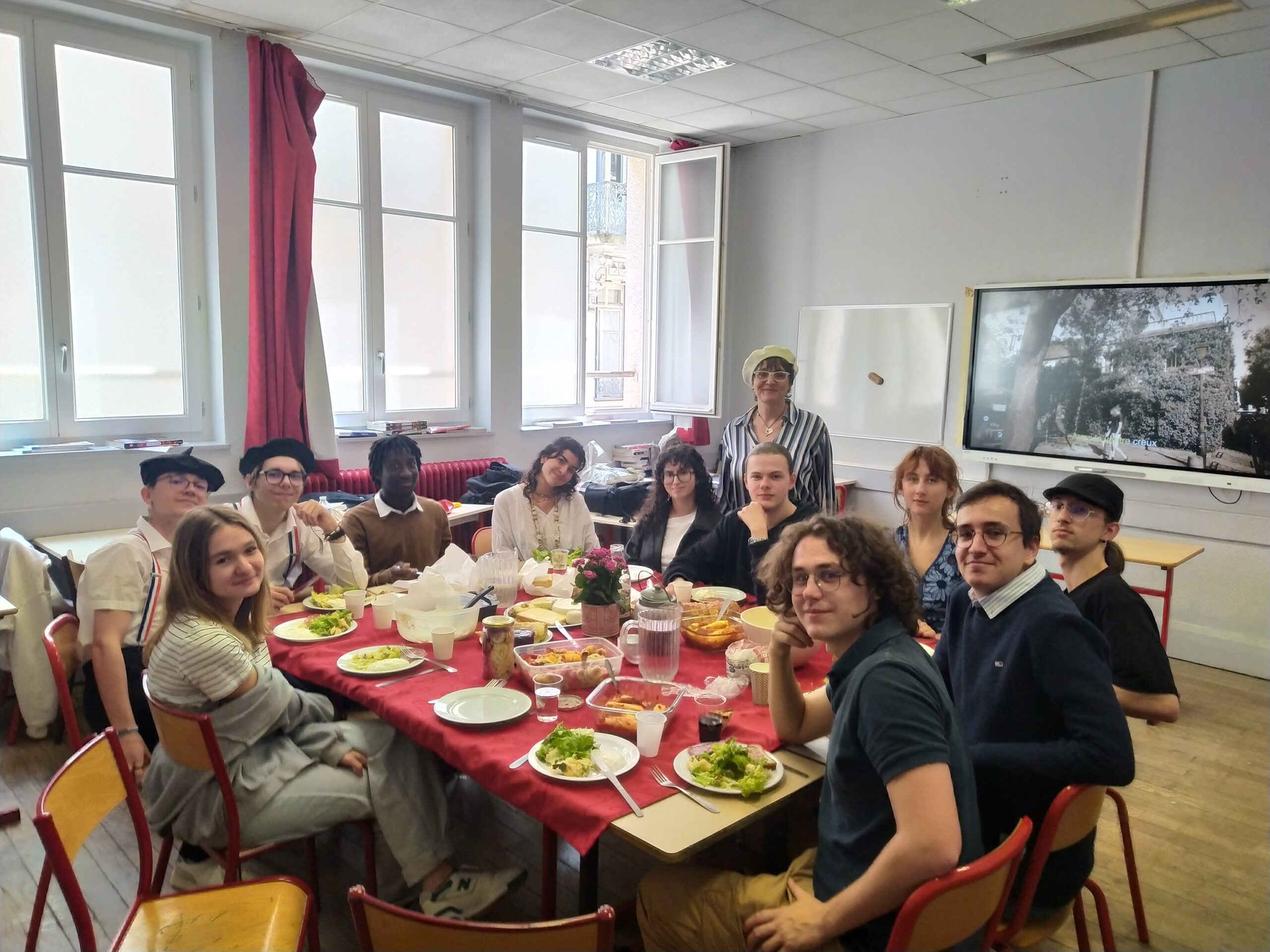 Lire la suite à propos de l’article Repas gastronomique pour les élèves de la spécialité HGGSP