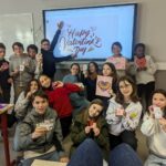 Les élèves de 6e célèbrent la Saint-Valentin avec créativité et enthousiasme